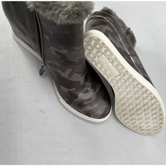 Linea Paolo Foxie Camo Grey LEATHER Ankle Wedge Boots Sneaker Womens 9.5M - Picture 5 of 8